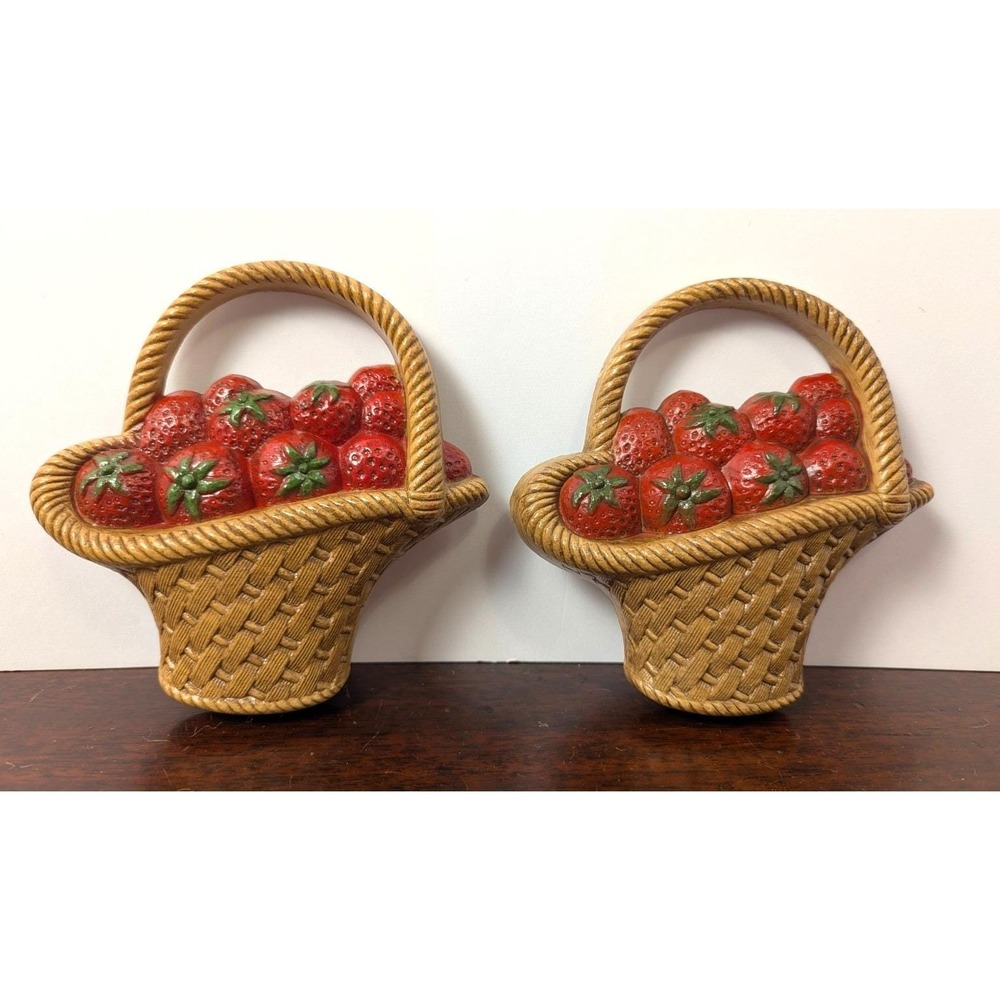Burwood 1985 Strawberry Basket Wall Plaques Set of 2 Vintage Homco Style USA #27